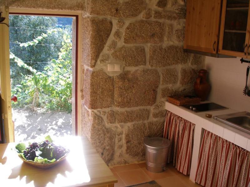 Casa Do Moleiro Guest House Cinfães Eksteriør bilde
